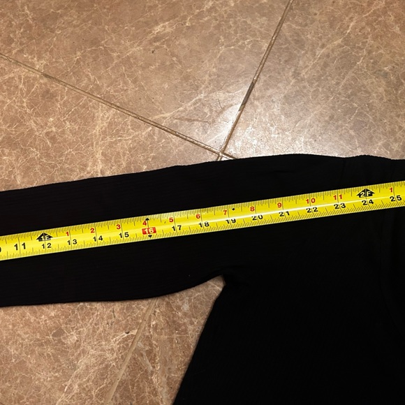 Garage Black Long Sleeve Crop Top - Picture 5 of 6